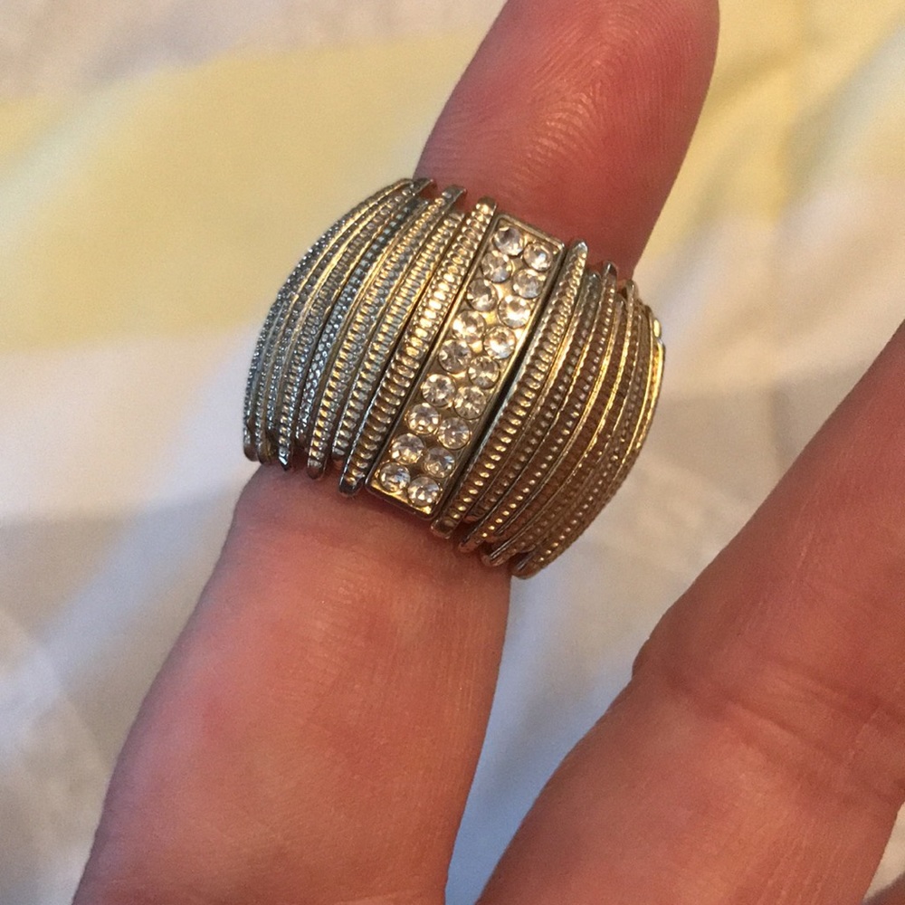 Bold stretch ring - Picture 4 of 8